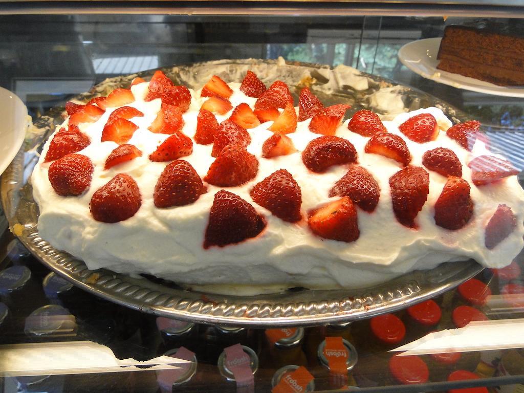 Hotelli & Cafe Lanterna