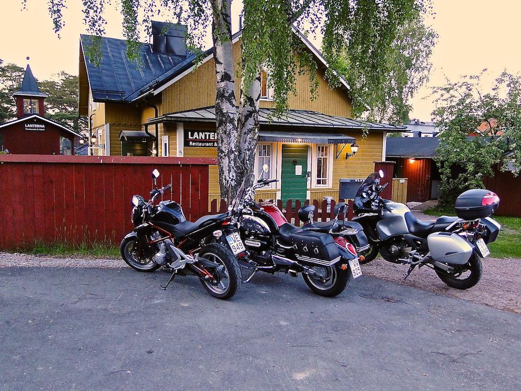 & Cafe Lanterna Nauvo